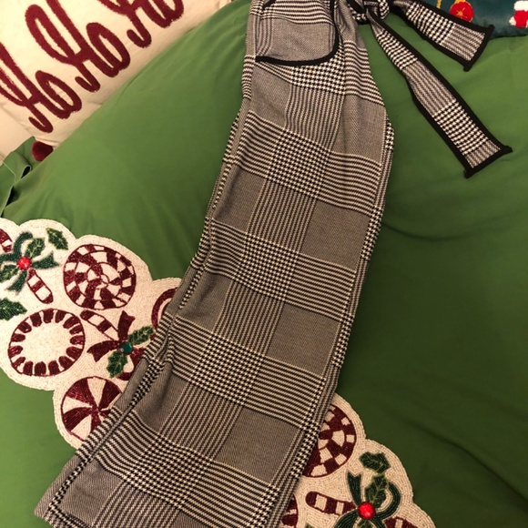 Just in SALE NY & COMPANY Herringbone Palazzo dress pants with tags - Picture 2 of 6